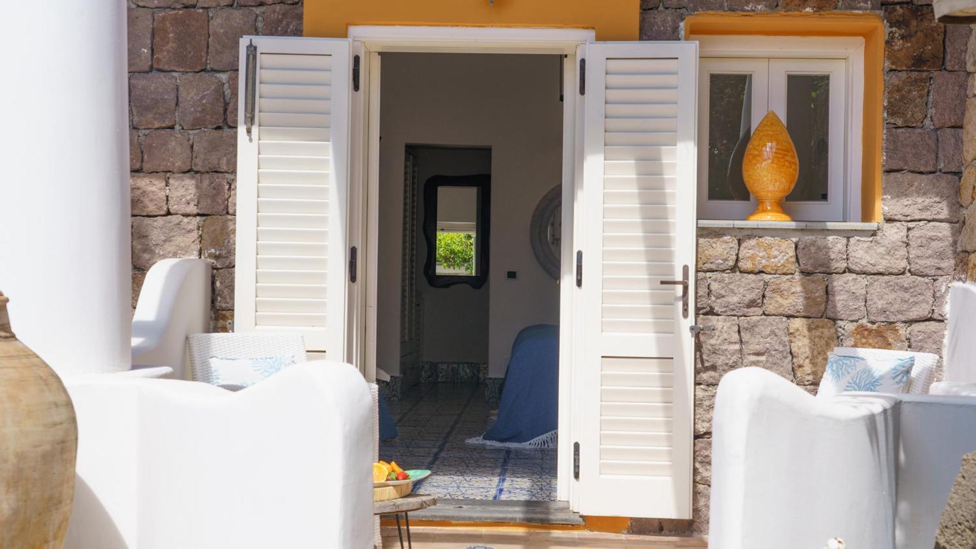 Hotel Oasi Panarea Eksteriør bilde